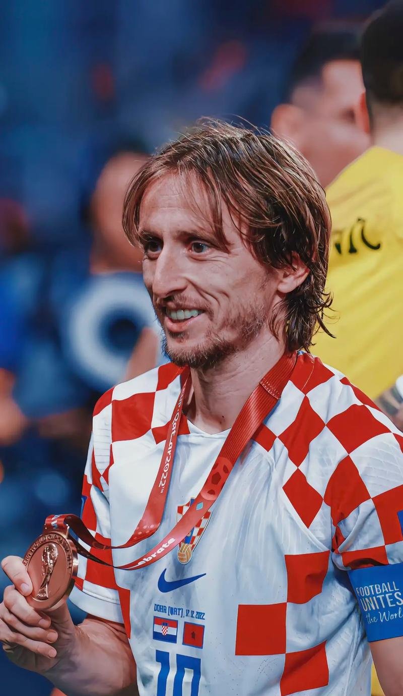 英超首次密集开赛，曼城力争19连胜，热刺迎战4连败“克星”纽卡斯尔