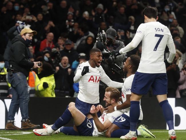 意天空：孔蒂与球员有摩擦，上轮赛后发火是因为他感觉到背叛